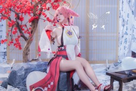 二次元cos大赏：修修猫ww八重神子cos全记录，从服装到神韵的完美复刻