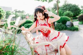 呆猫猫甜美洛丽塔写真集：红白交织的少女梦境​
