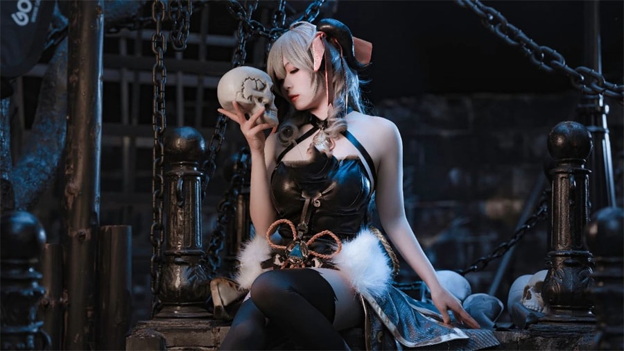 修修猫ww  Cosplay原神甘雨同人