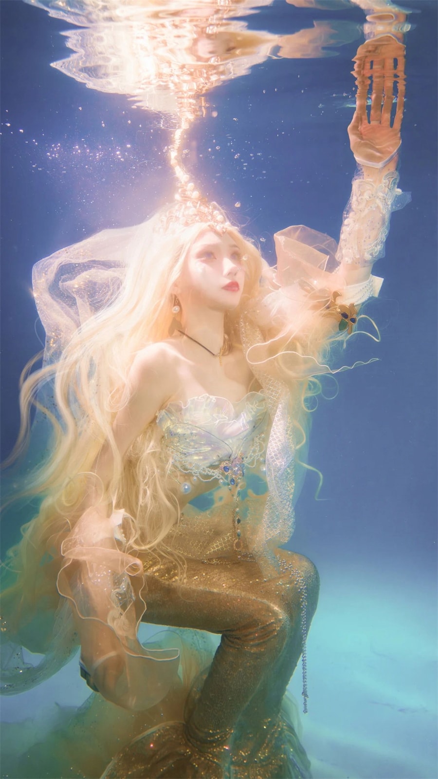 努力的十八魔cosplay人鱼女王