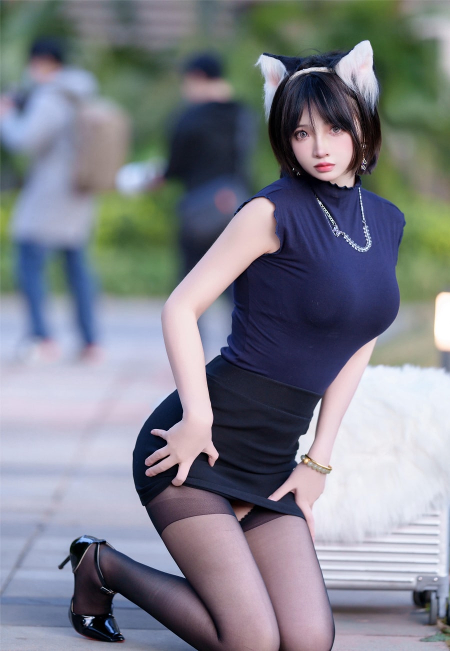 疯了个猫cos图集丨黑色系写真