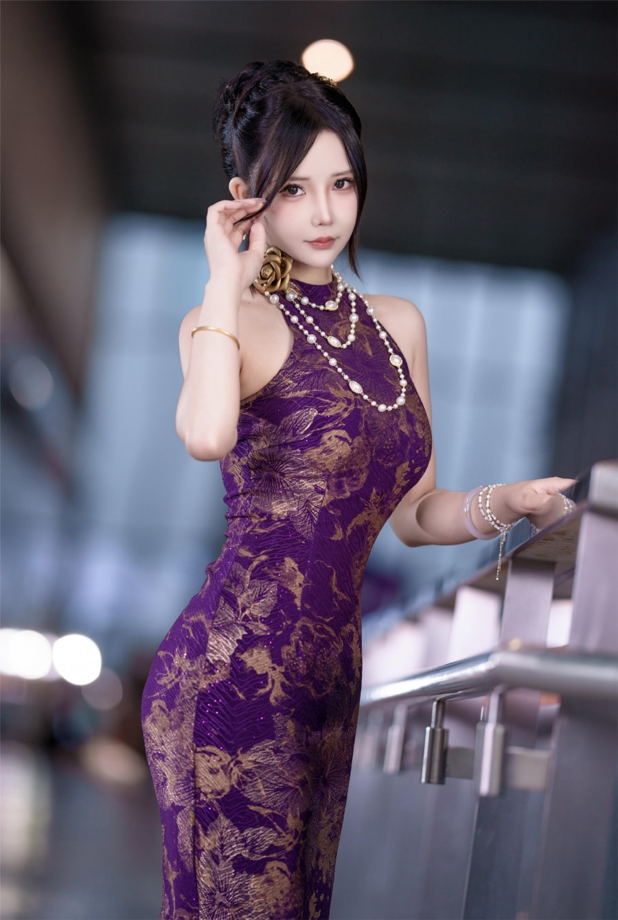 中岛莫之子旗袍太太