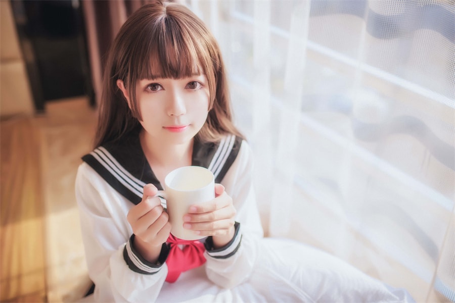 白金Saki半透明水手服
