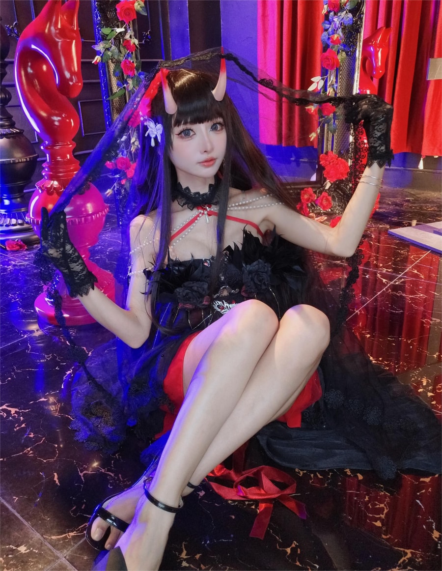 紫氯氯能代婚纱COS