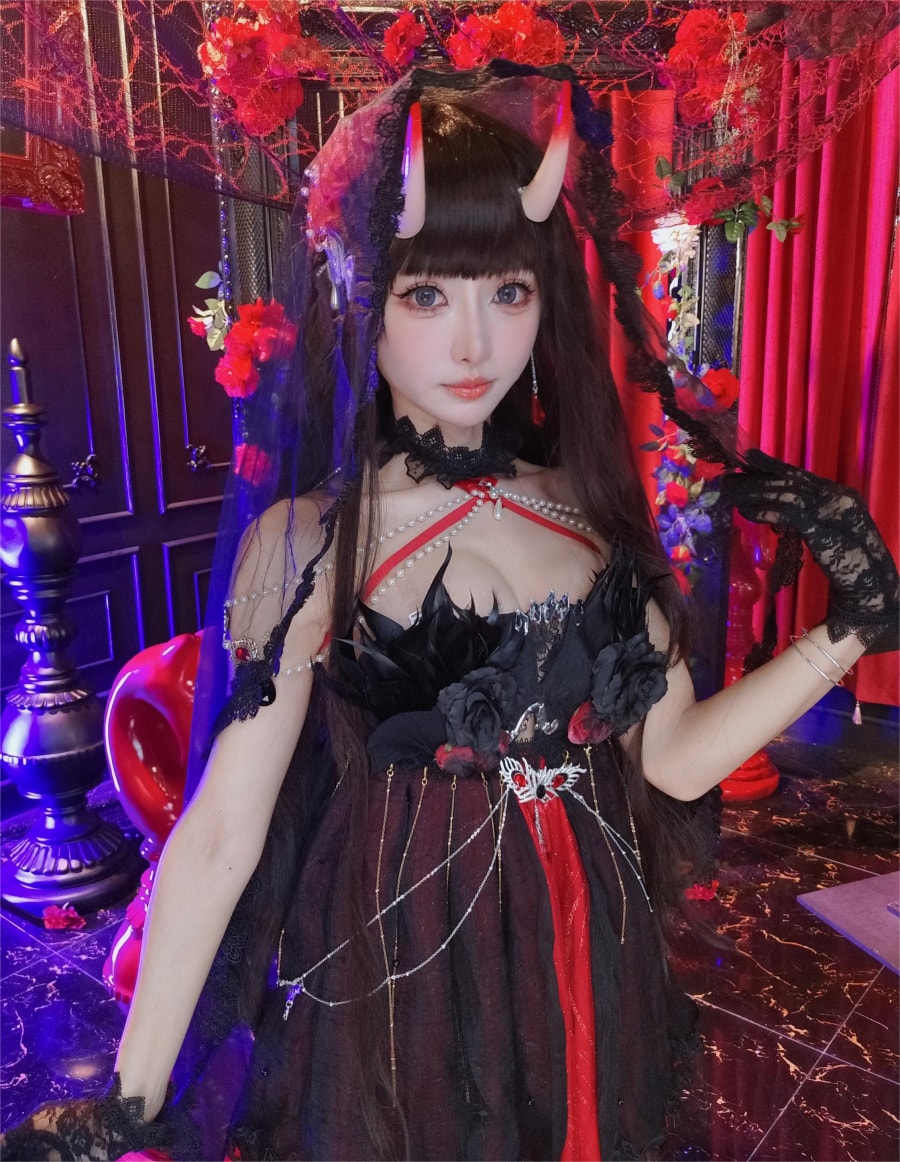 紫氯氯能代婚纱COS