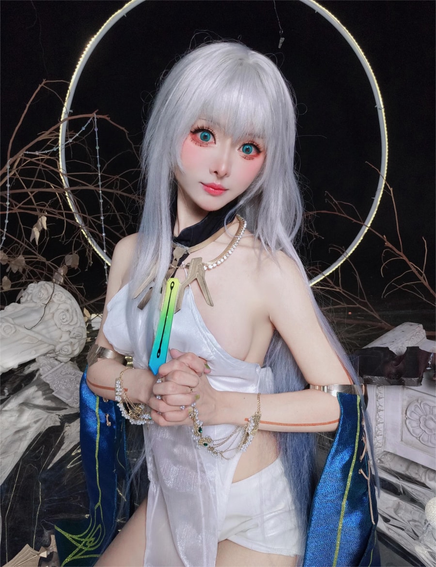 紫氯氯cosplay深空之眼梵天