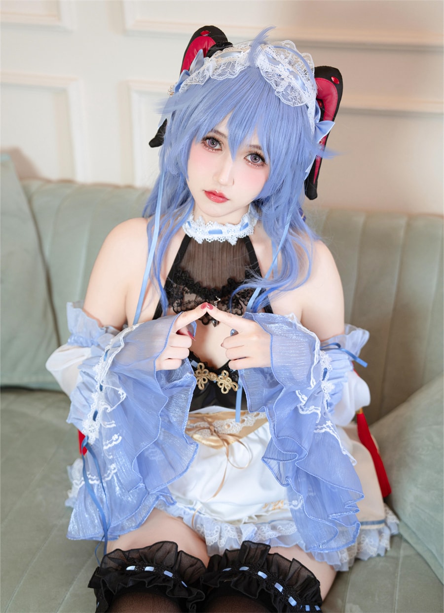 呆猫猫m(不呆猫)cosplay甘雨