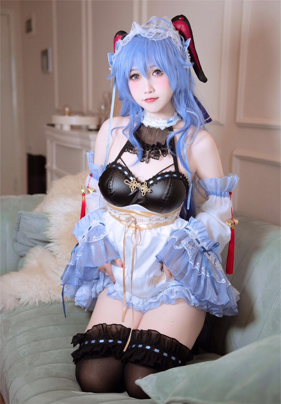 呆猫猫m(不呆猫)cosplay甘雨