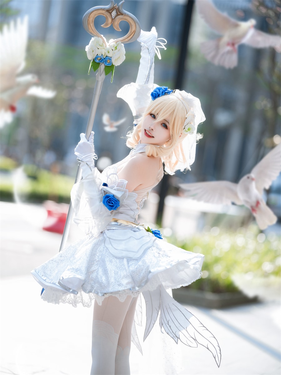Momoko葵葵拉克丝cosplay