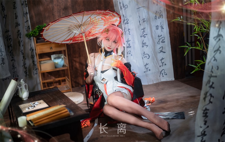 Momoko葵葵cos鸣潮·长离