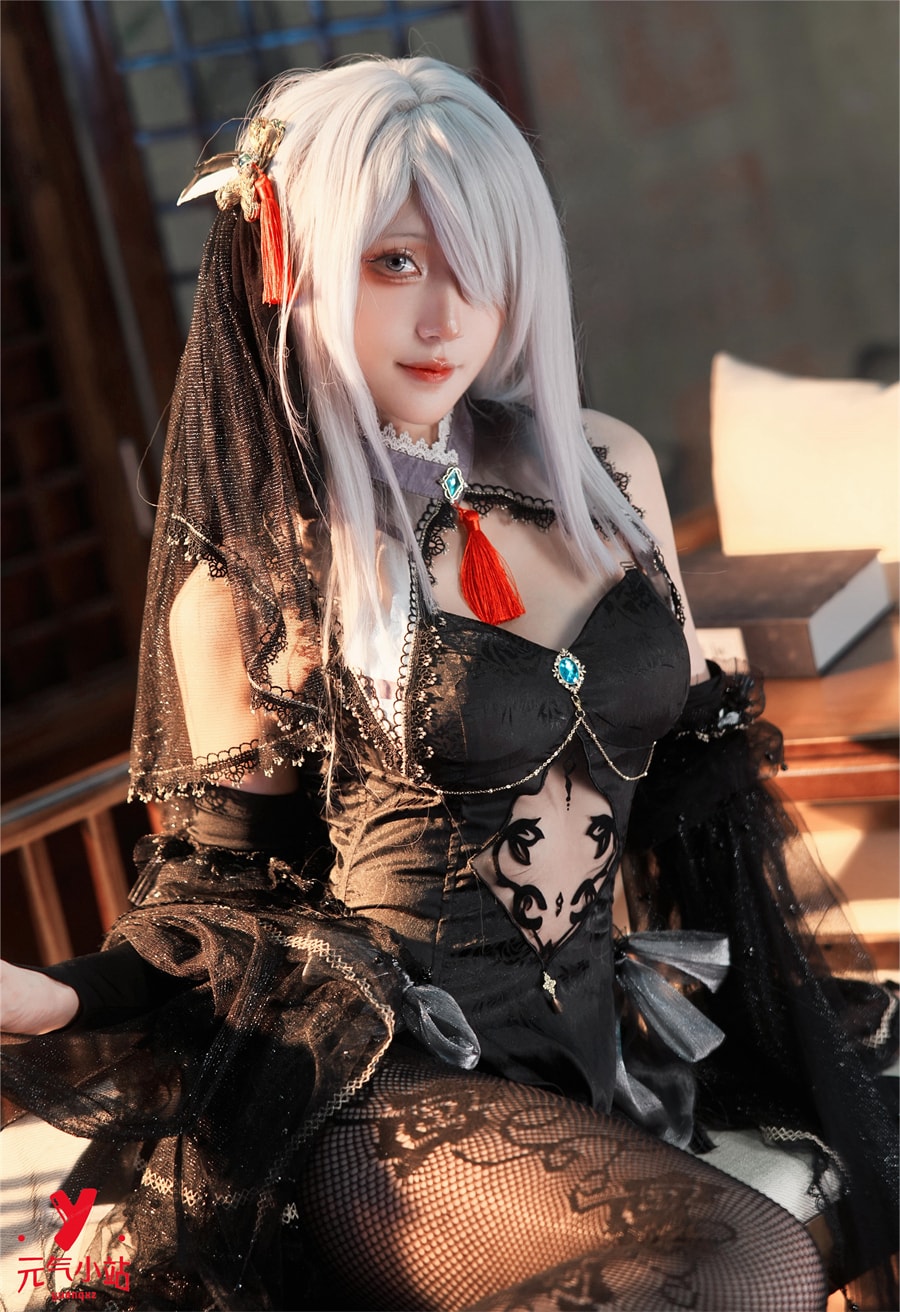 coser是夙卿呀#申鹤花嫁COS