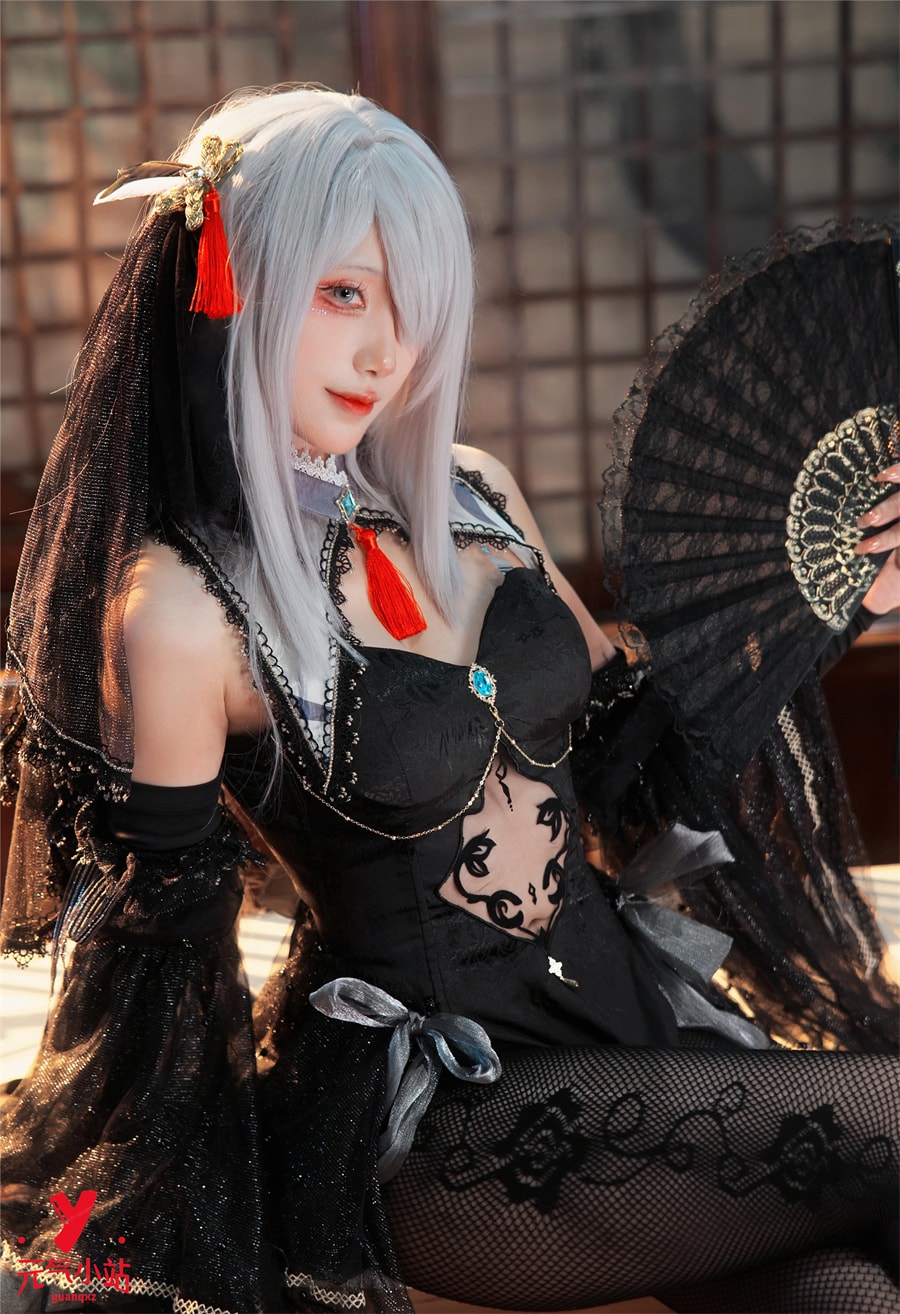coser是夙卿呀#申鹤花嫁COS