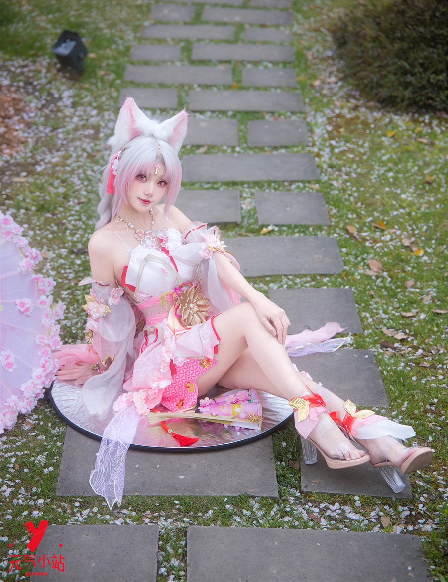 是夙卿呀cos#胡桃真人版