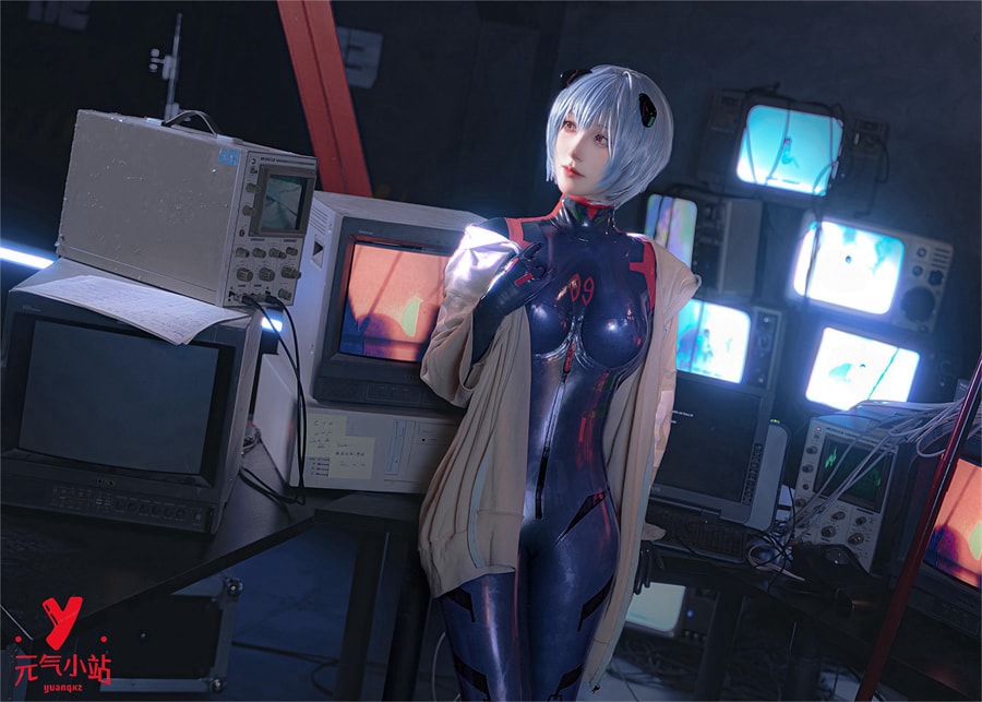 是夙卿呀cosplay#胶衣绫波丽