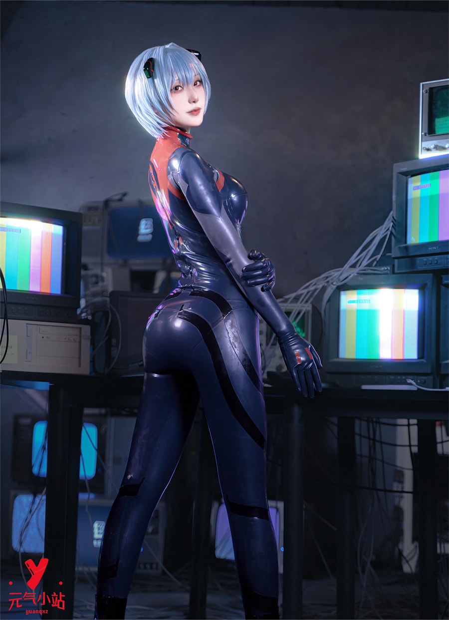 是夙卿呀cosplay#胶衣绫波丽
