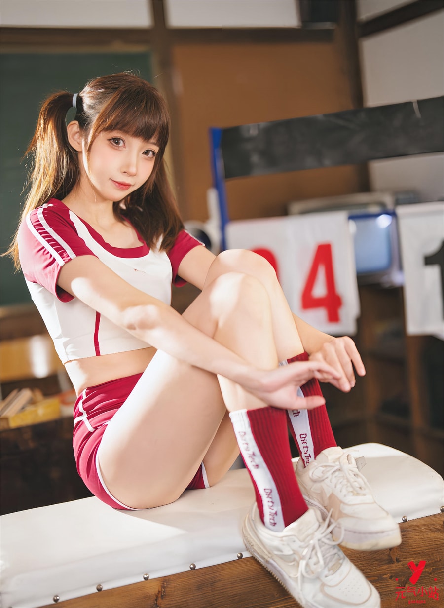 祖木子红白体操服