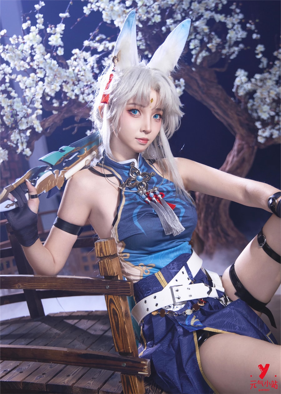 祖木子cos正片：星穹铁道飞霄
