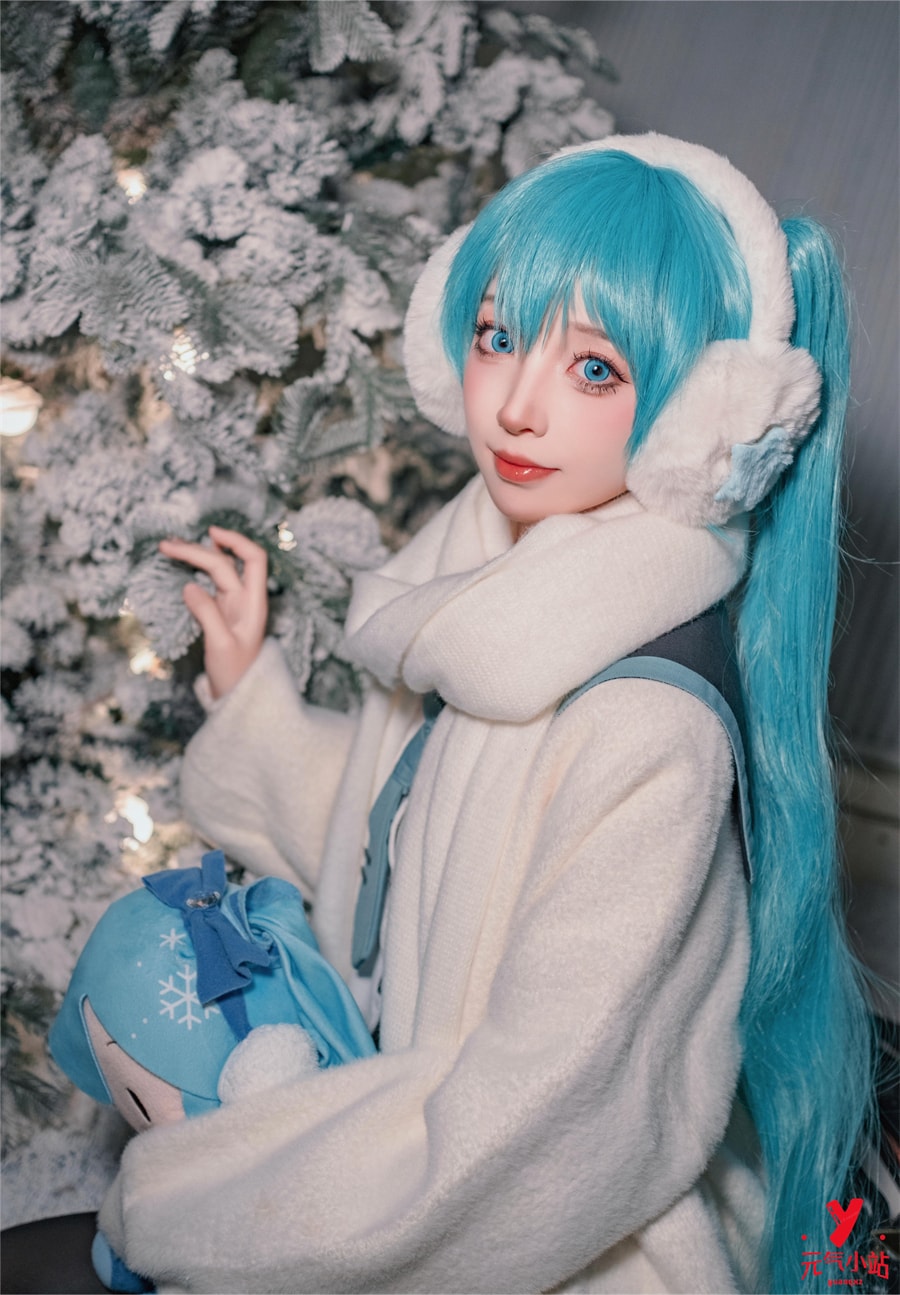 祖木子初音未来雪中JK