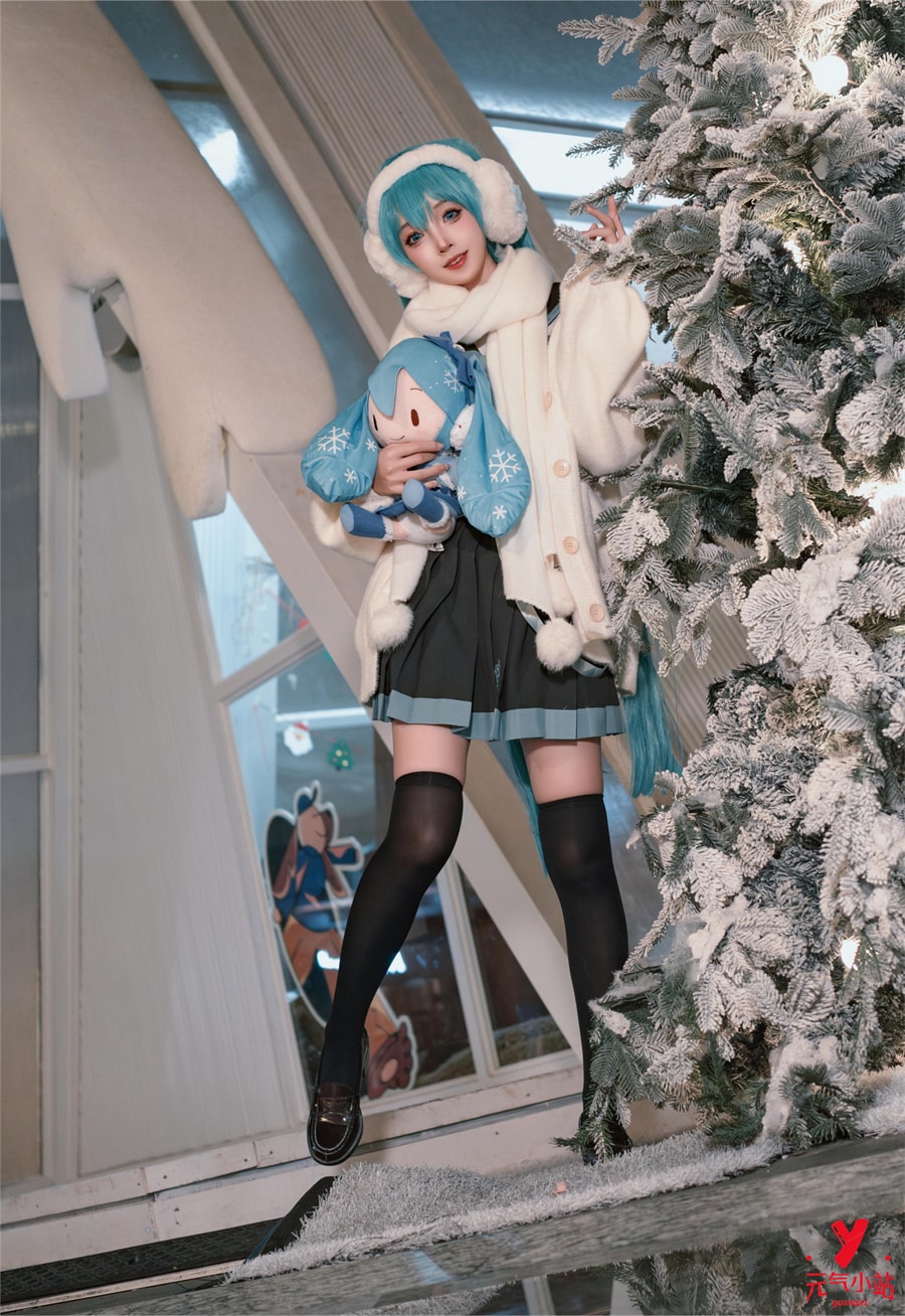 祖木子初音未来雪中JK