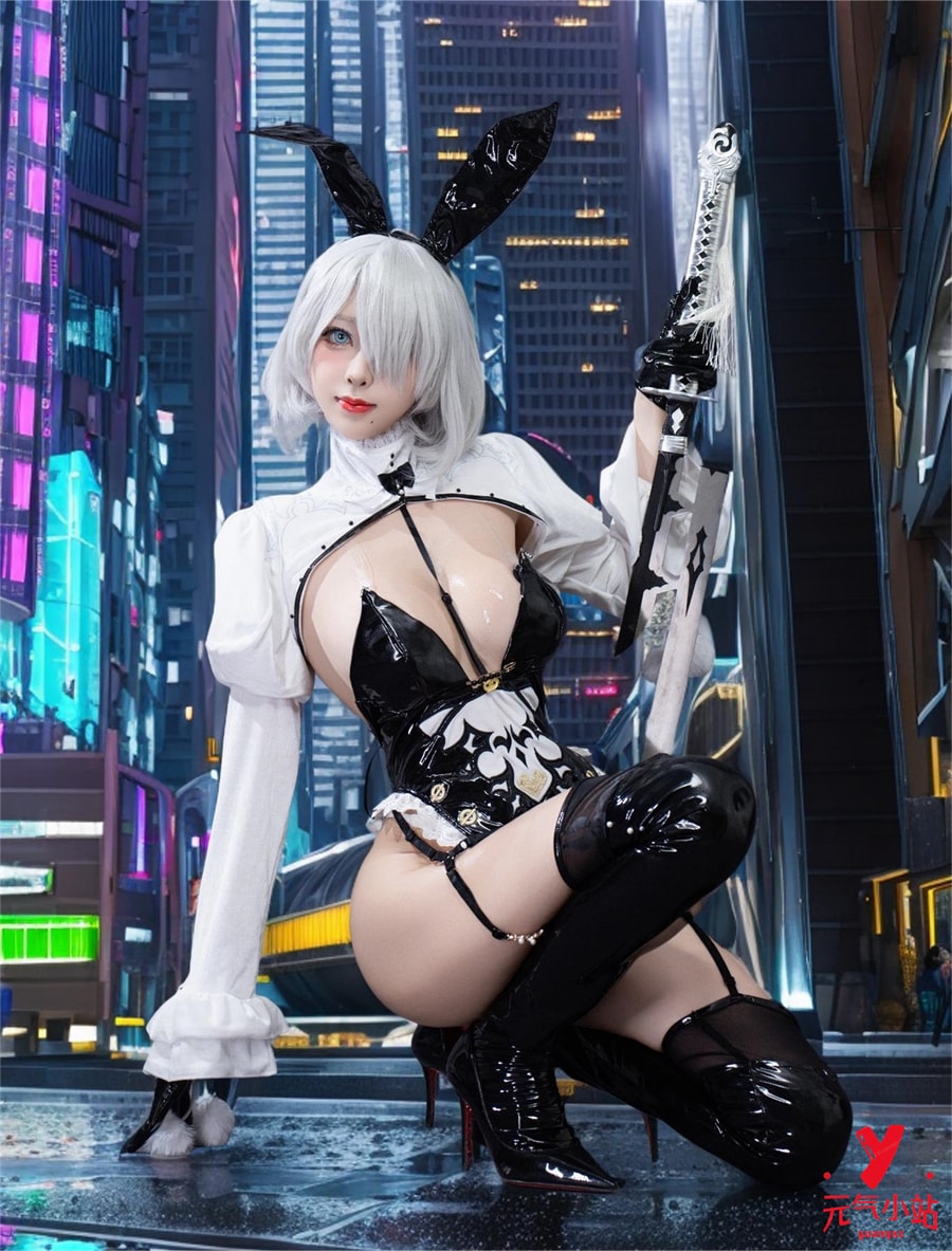 雯粥粥i2B兔女郎cos