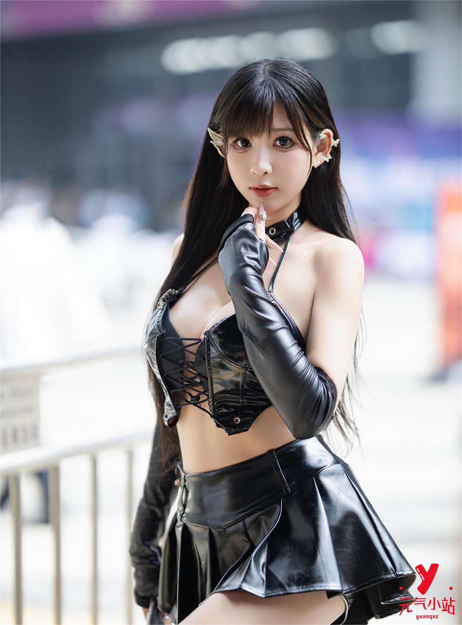 雯粥粥i皮衣小恶魔