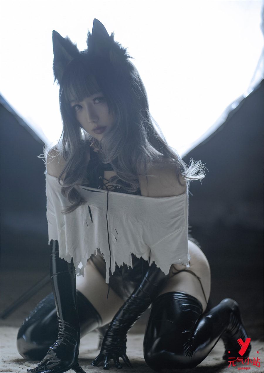 刺青Poi驯服小狼cos