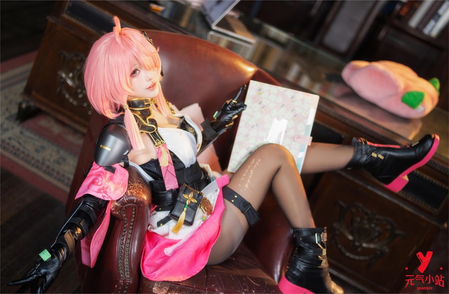 肃雨雨雨cosplay大赏