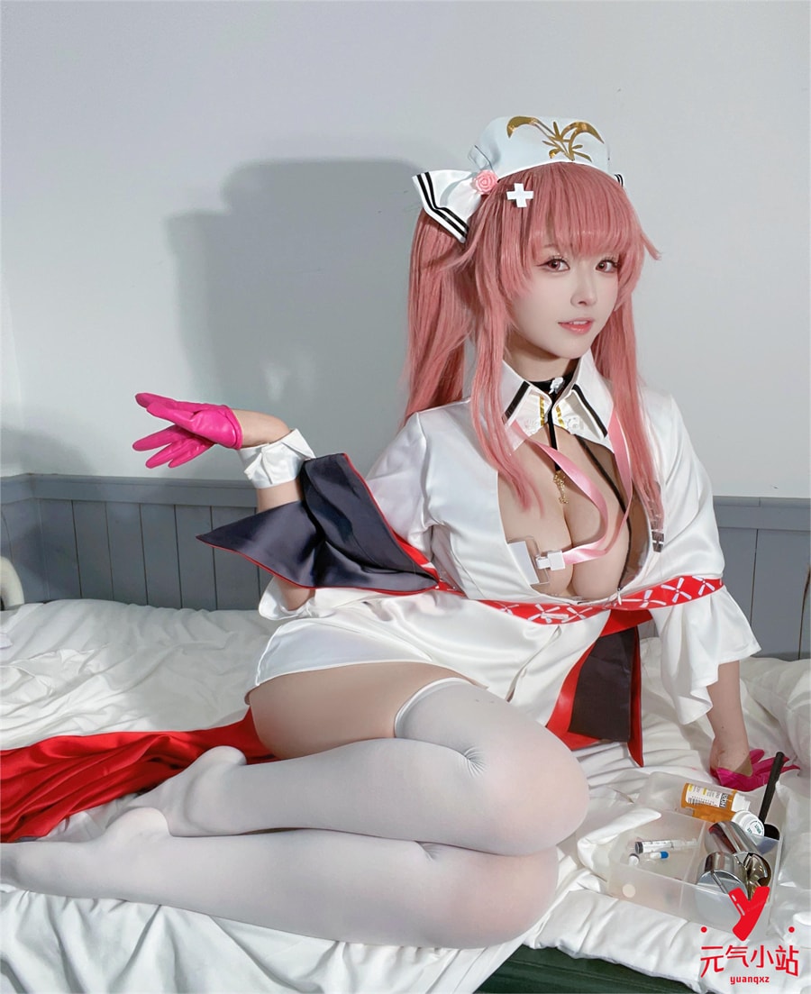 肃雨雨雨英仙座护士cos