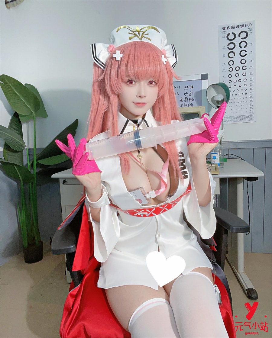 肃雨雨雨英仙座护士cos