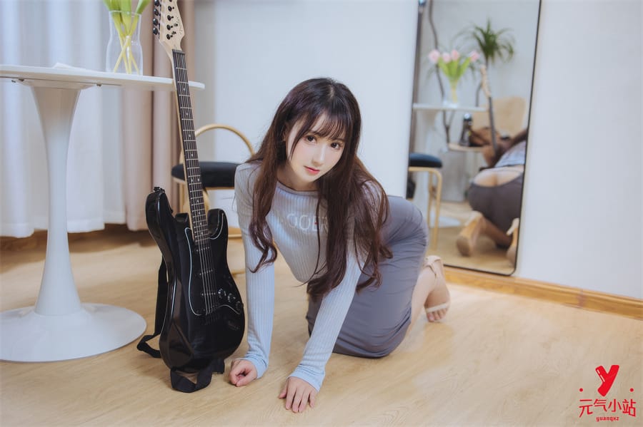 羽生三未吉他妹妹美图