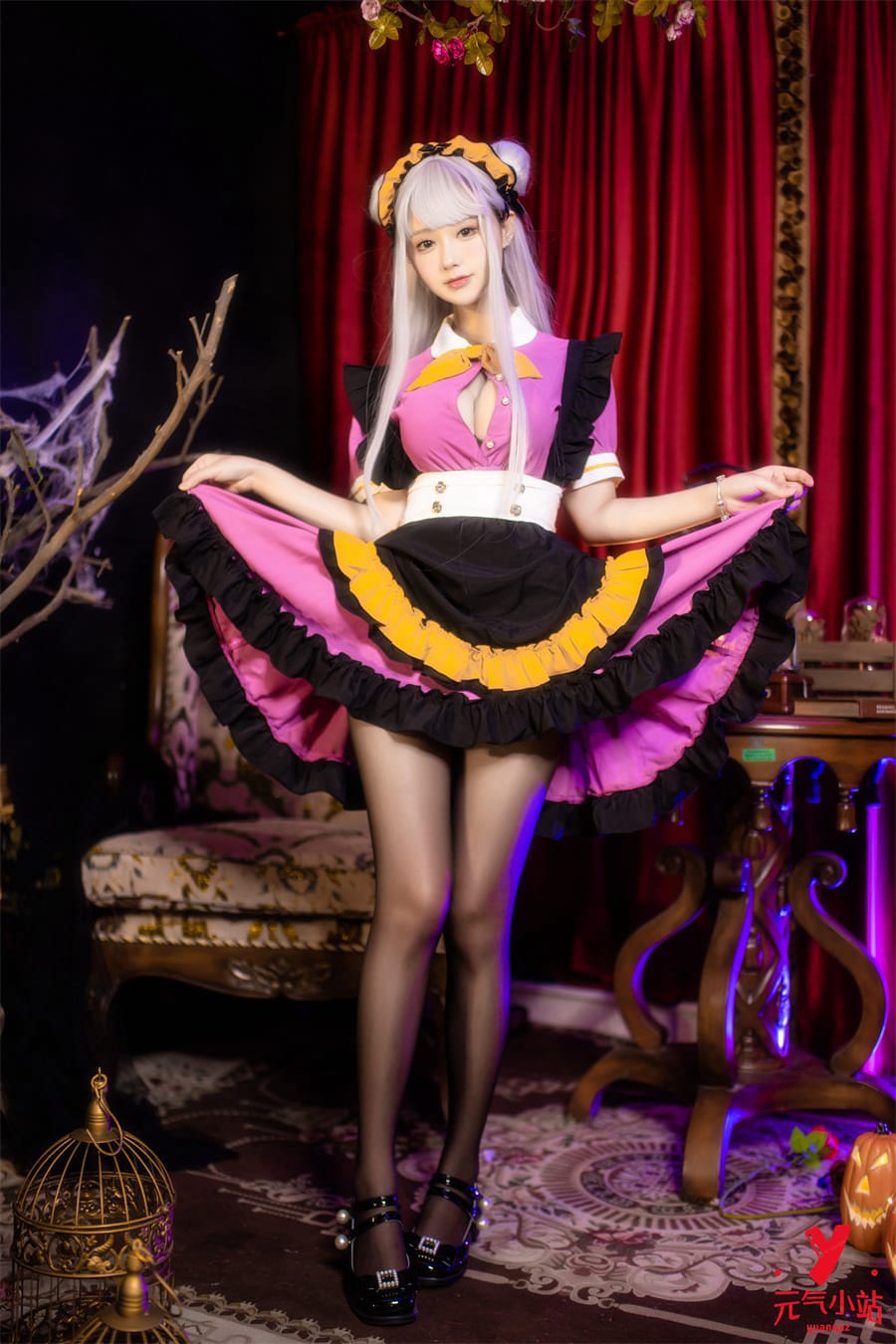 羽生三未万圣女仆cos