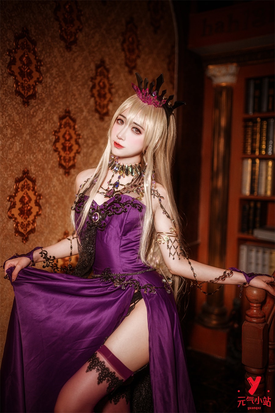 阮邑_Fairy黑枪呆礼服