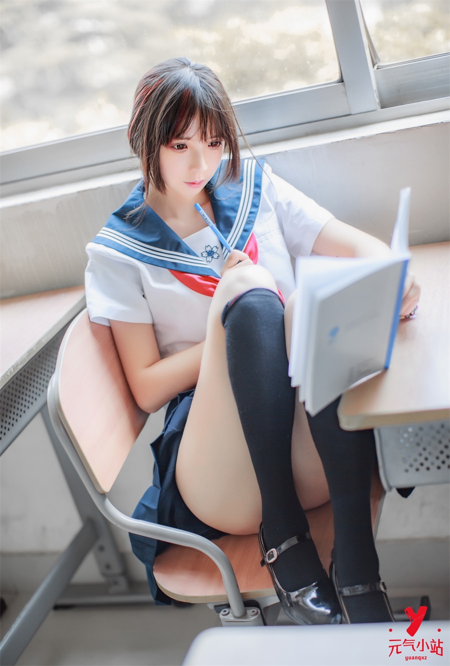 疯猫ss同桌的水手服