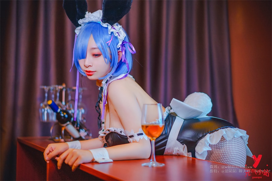 韶陌陌COS